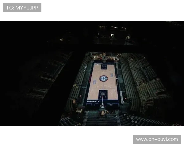 快船加紧攻占洛杉矶，新球馆八月完工